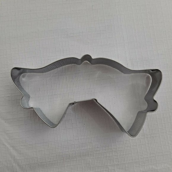Bells Cookie Cutter Christmas Holiday Kitchen Tool Metal - Picture 1 of 4